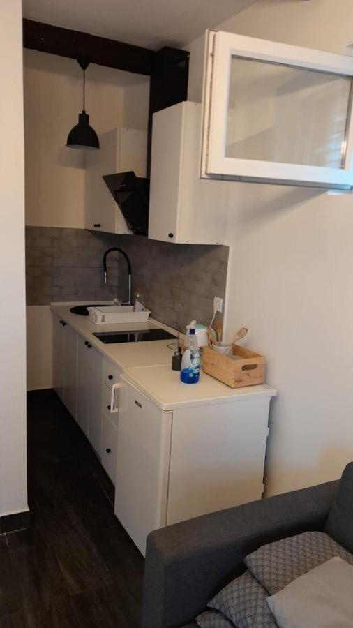 Apartmani Aneri Vir Eksteriør billede